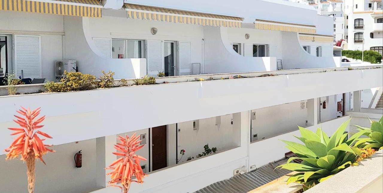 Appartement Oura Ocean Front